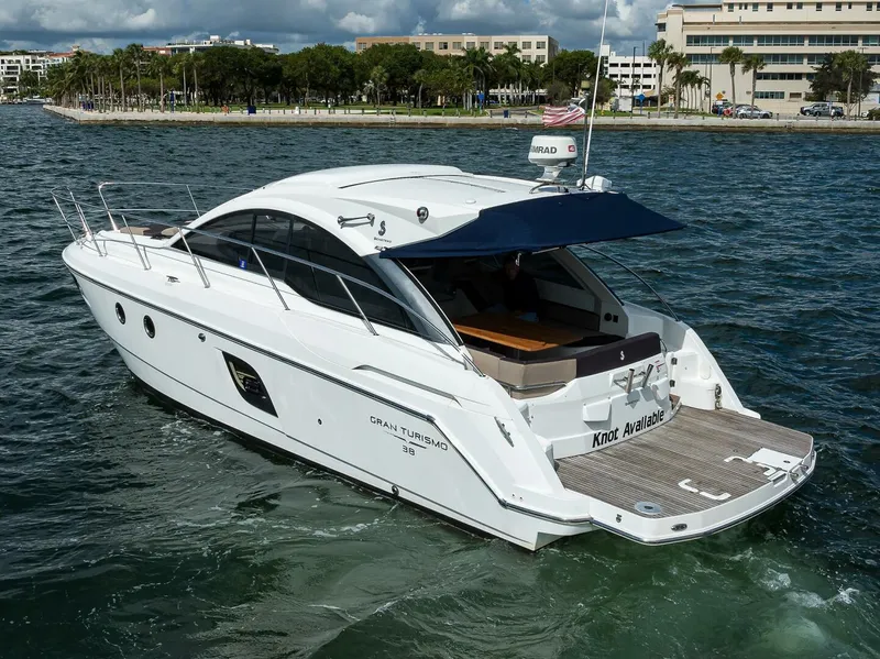 Slide: The Image of Beneteau 38 GT - Profile 2015 Beneteau 38 GT  - 5157405
