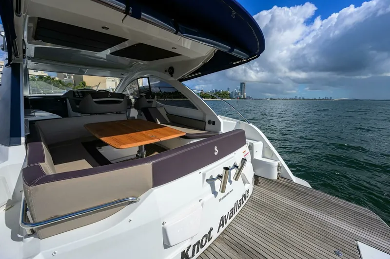 Slide: The Image of Beneteau 38 GT - Helm Deck Seating 2015 Beneteau 38 GT - 7680238