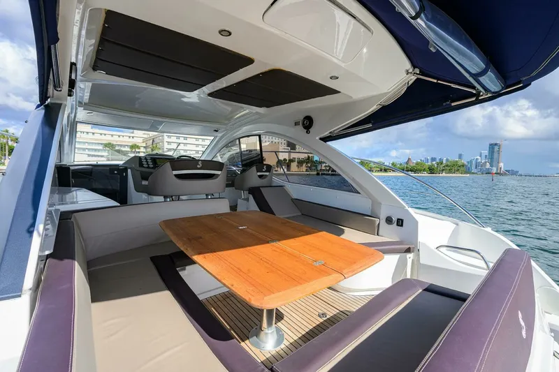 Slide: The Image of Beneteau 38 GT - Helm Deck Seating 2015 Beneteau 38 GT - 7680243