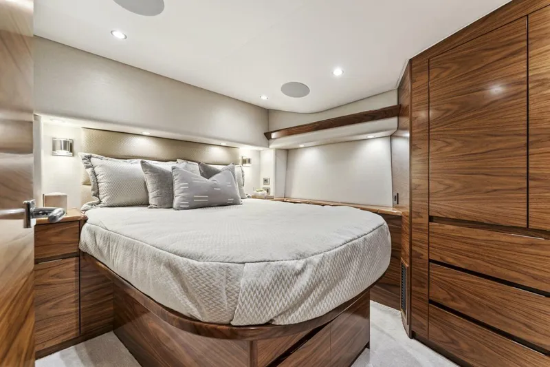 Slide: The Image of Viking 50 Convertible (6) - 5878868