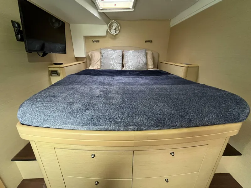 Slide: The Image of Lagoon 500 2010 - 5161833