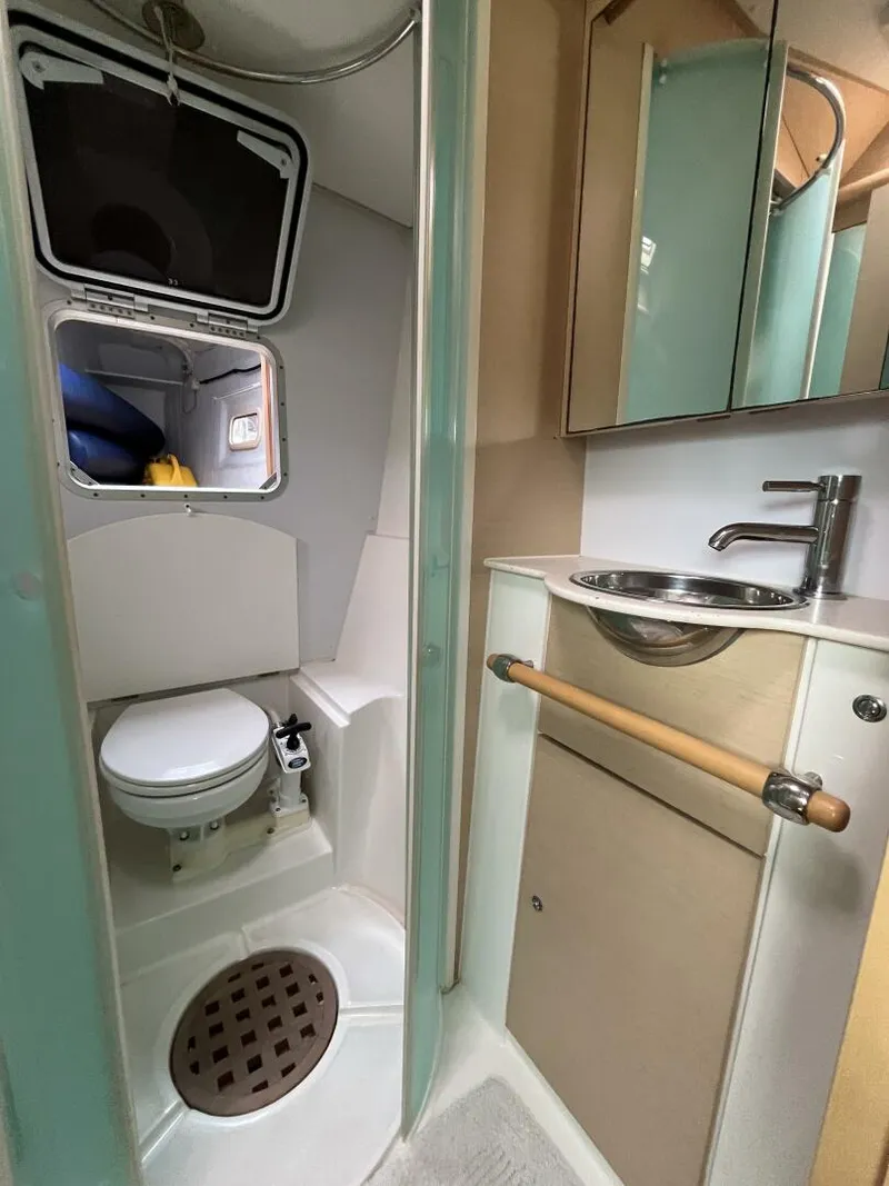 Slide: The Image of Lagoon 500 2010 - 5161832