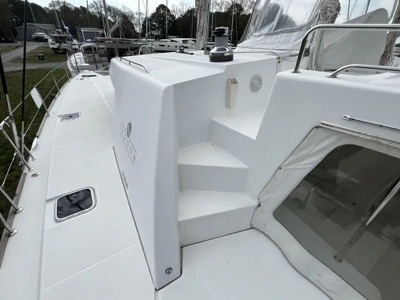 Slide: The Image of Lagoon 500 2010 - 5159215