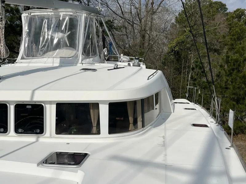 Slide: The Image of Lagoon 500 2010 - 5160972