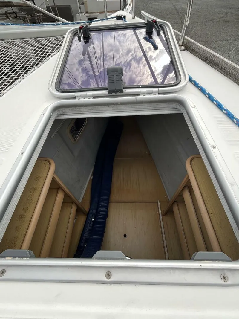 Slide: The Image of Lagoon 500 2010 - 5160995