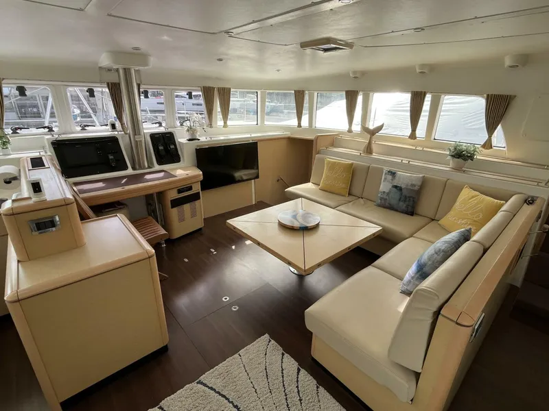 Slide: The Image of Lagoon 500 2010 - 5161556