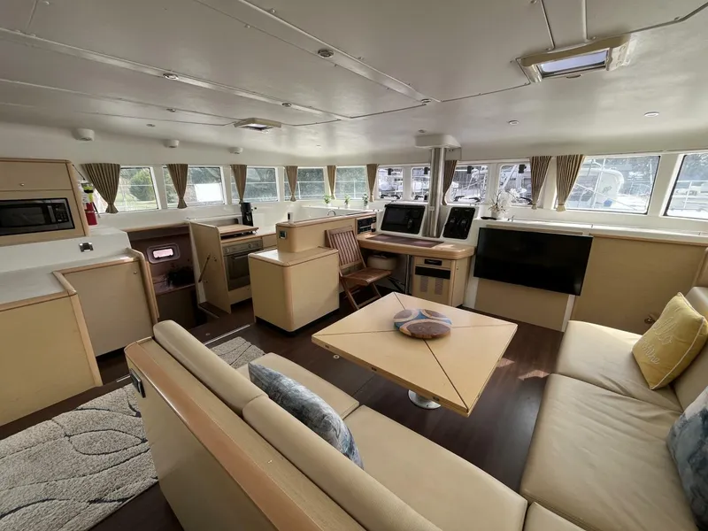 Slide: The Image of Lagoon 500 2010 - 5161635