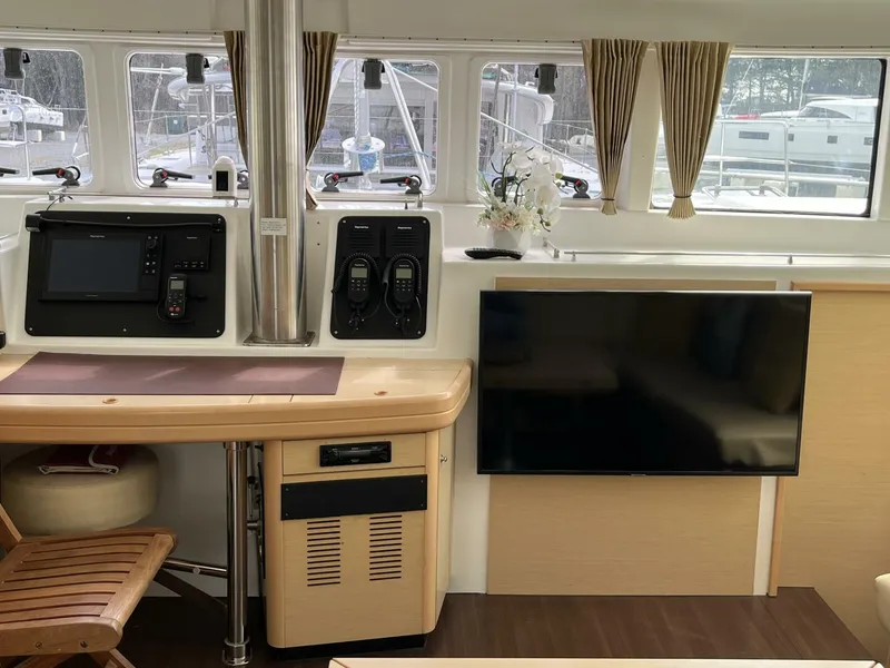 Slide: The Image of Lagoon 500 2010 - 5161636