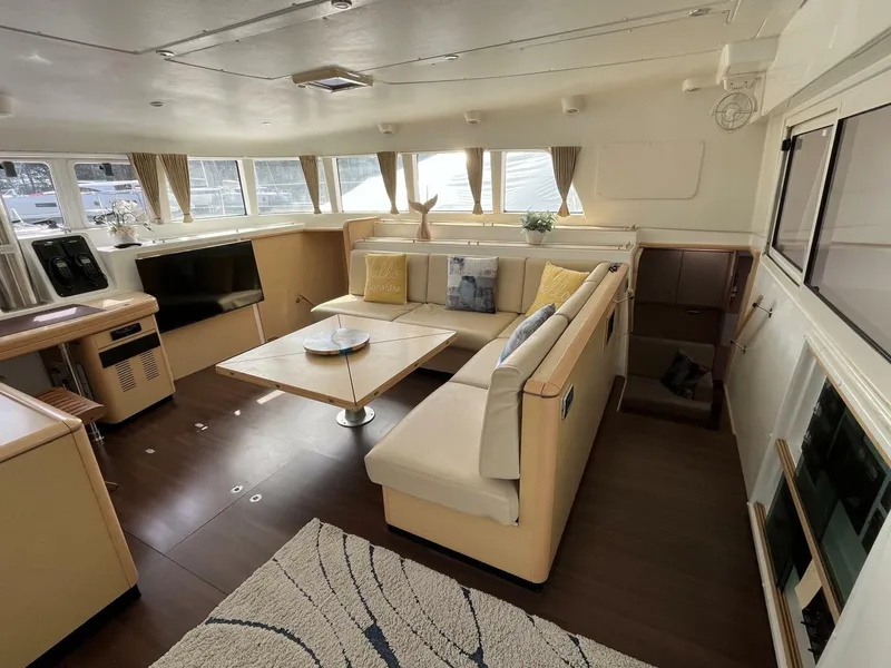 Slide: The Image of Lagoon 500 2010 - 5161643