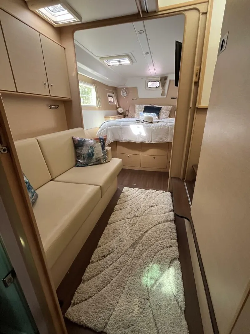 Slide: The Image of Lagoon 500 2010 - 5161651