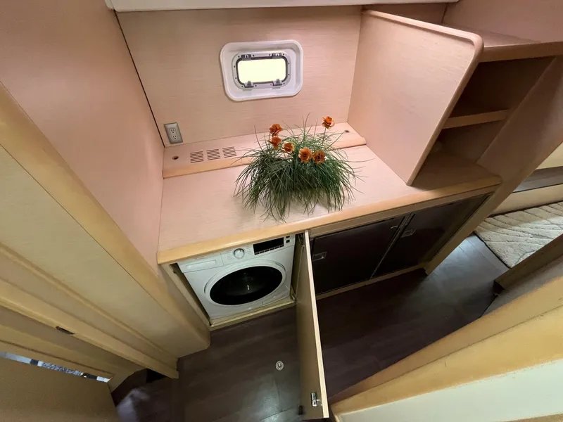 Slide: The Image of Lagoon 500 2010 - 5161840