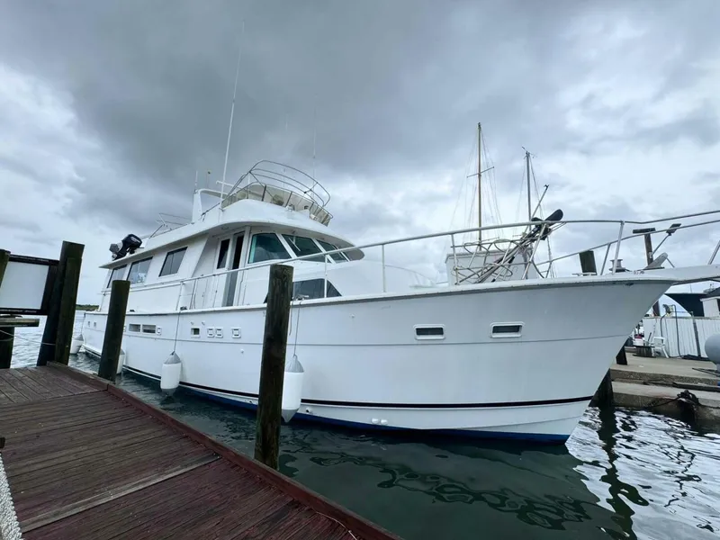 Slide: The Image of Hatteras 63 1987 - 5160061