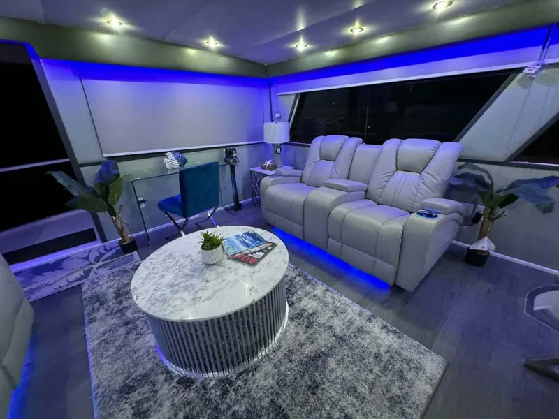 Slide: The Image of Hatteras 63 1987 - 5160088