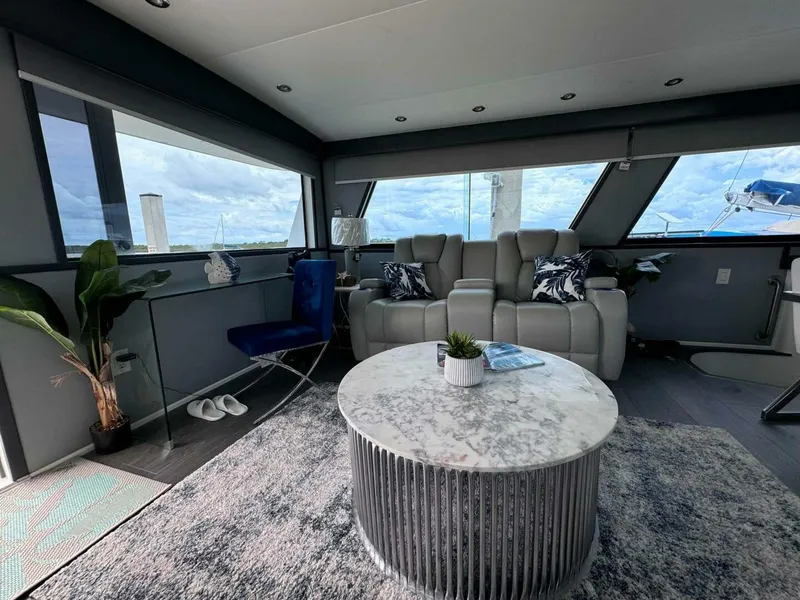 Slide: The Image of Hatteras 63 1987 - 5160091