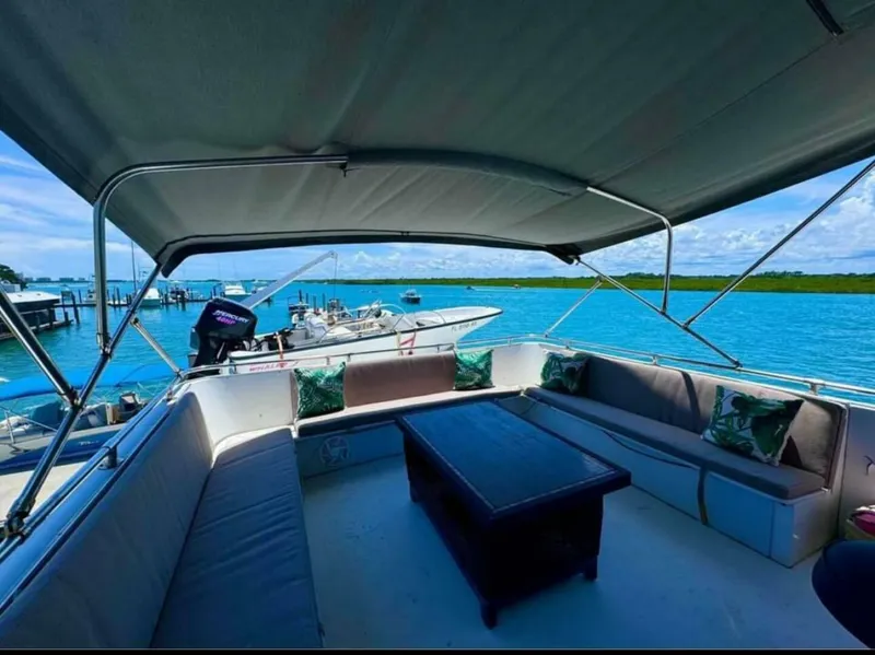 Slide: The Image of Hatteras 63 1987 - 5160104