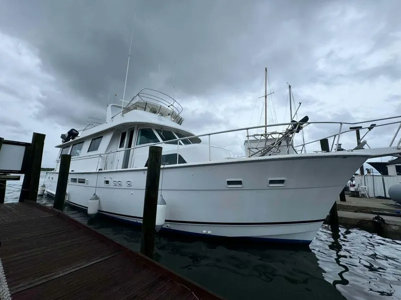 Slide: The Image of Hatteras 63 1987 - 5160086