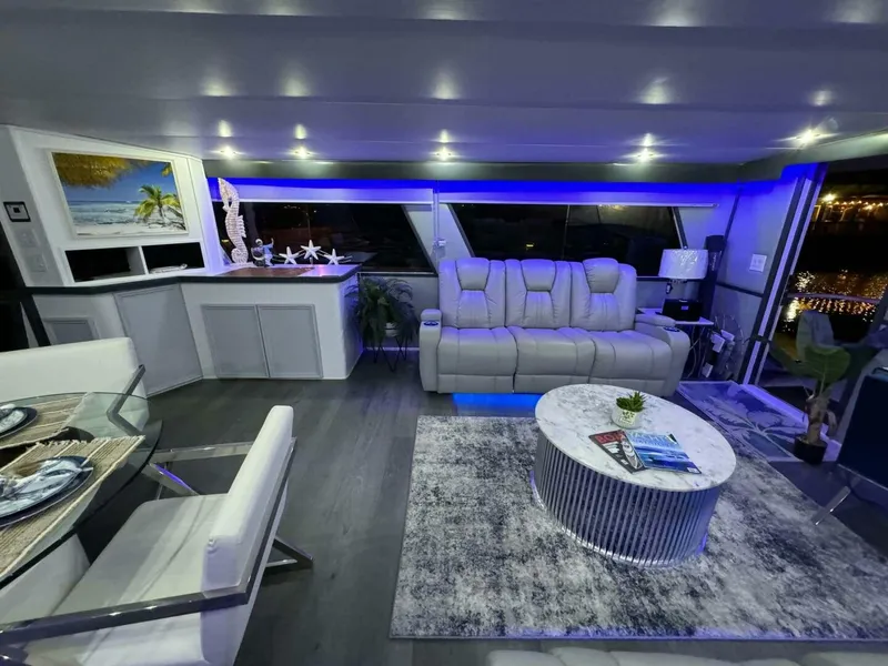 Slide: The Image of Hatteras 63 1987 - 5160123