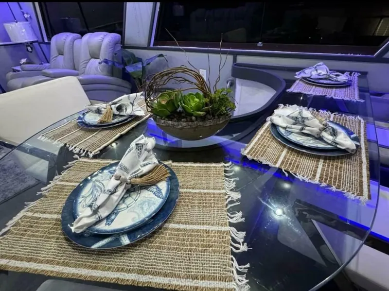 Slide: The Image of Hatteras 63 1987 - 5160124