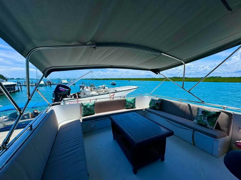 Slide: The Image of Hatteras 63 1987 - 5160134