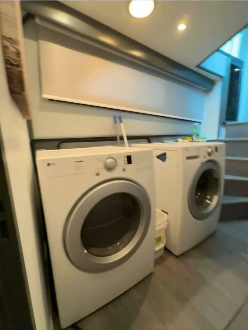 Slide: The Image of Hatteras 63 1987 - 5160247