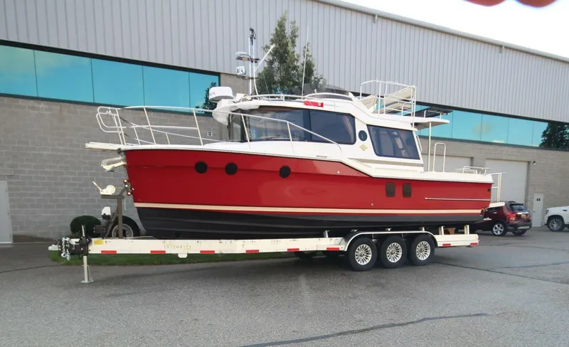 Slide: The Image of Ranger Tug R-29 Command Bridge Luxury Edition 2025 - 5598536
