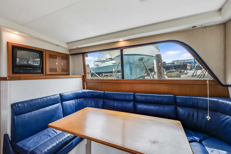 Slide: The Image of 2000 Cabo 35 24 - 5159139