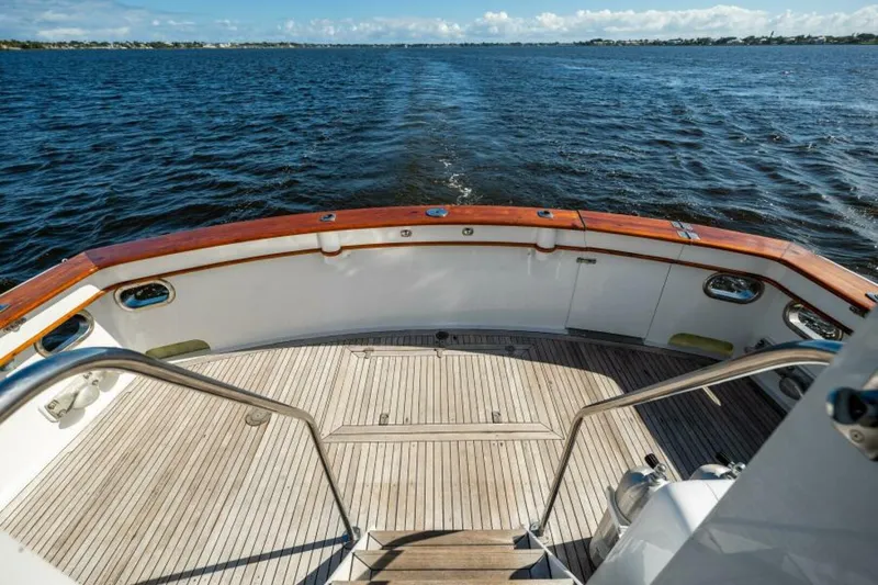 Slide: The Image of Cheoy Lee Motor Yacht 1985 - 5159369