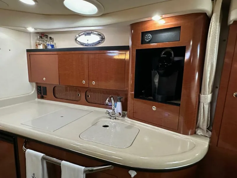 Slide: The Image of Sea Ray 340 Sundancer 2004 - 5159683