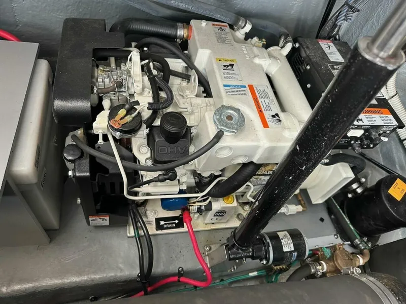 Slide: The Image of Sea Ray 340 Sundancer 2004 - 5159691