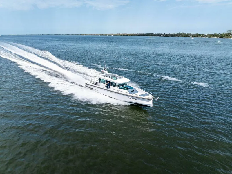 Slide: The Image of 2022 37 Axopar Cross Cabin - 5160333