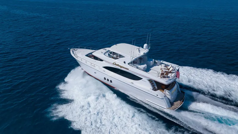 Slide: The Image of Hatteras 80 - 5160631