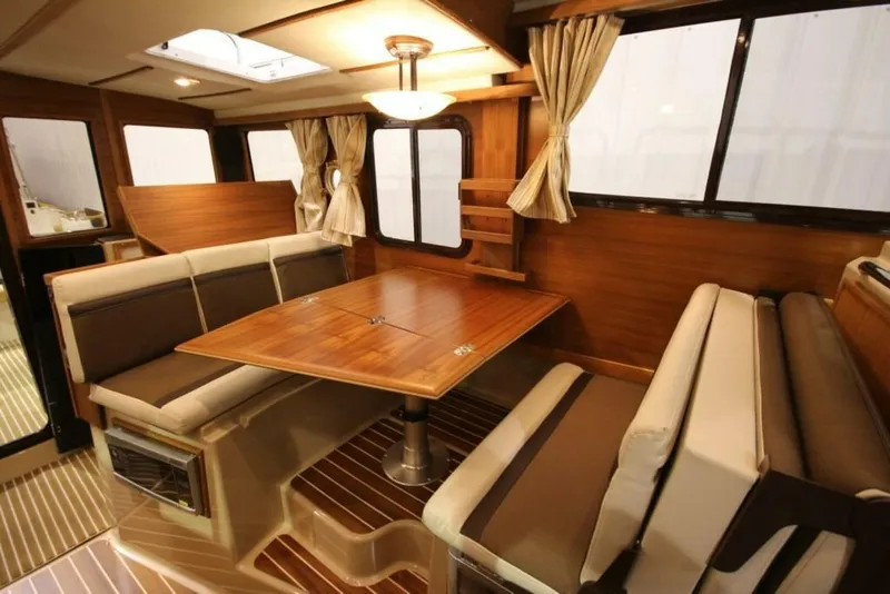 Slide: The Image of Ranger Tug R-31 Sedan Luxury Edition 2026 - 5160745