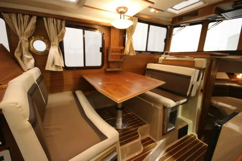 Slide: The Image of Ranger Tug R-31 Sedan Luxury Edition 2026 - 5160747