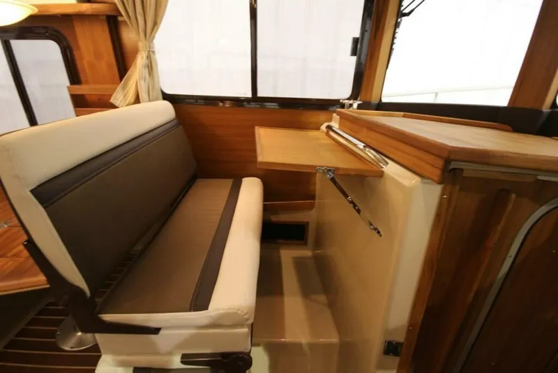 Slide: The Image of Ranger Tug R-31 Sedan Luxury Edition 2026 - 5160750