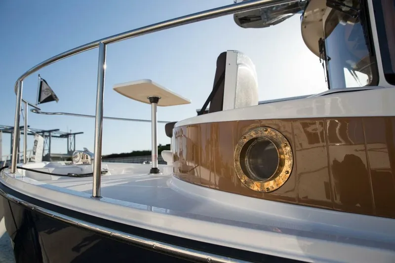 Slide: The Image of Ranger Tug R-31 Sedan Luxury Edition 2026 - 5160717