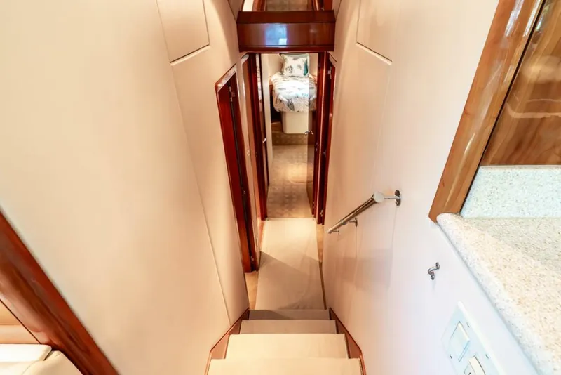 Slide: The Image of Hatteras 50 Convertible 2005 - 5273512