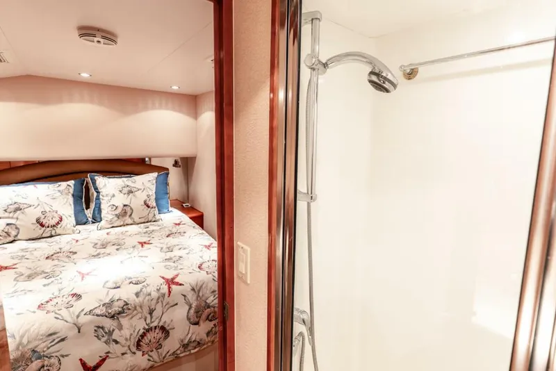 Slide: The Image of Hatteras 50 Convertible 2005 - 5273510