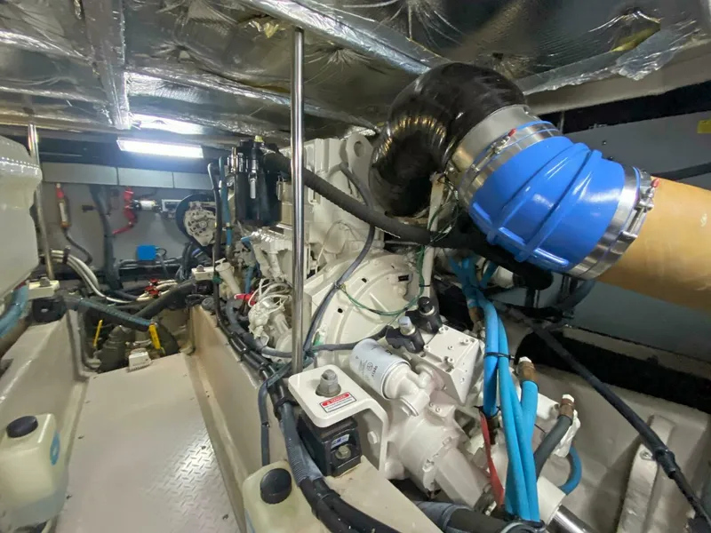 Slide: The Image of Sea Ray 480 Sedan Bridge 2004 - 5161505