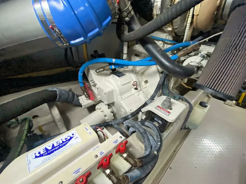 Slide: The Image of Sea Ray 480 Sedan Bridge 2004 - 5161508