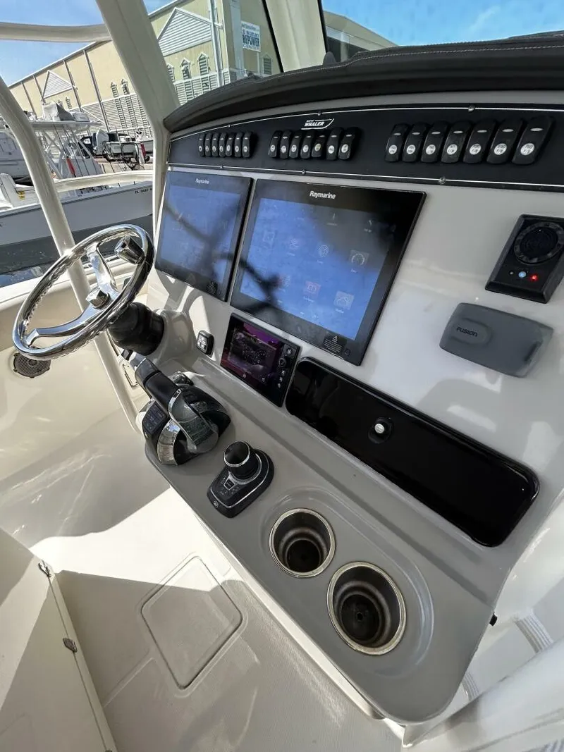 Slide: The Image of 2017 33 Boston Whaler 330 Outrage Helm (7) - 5184693