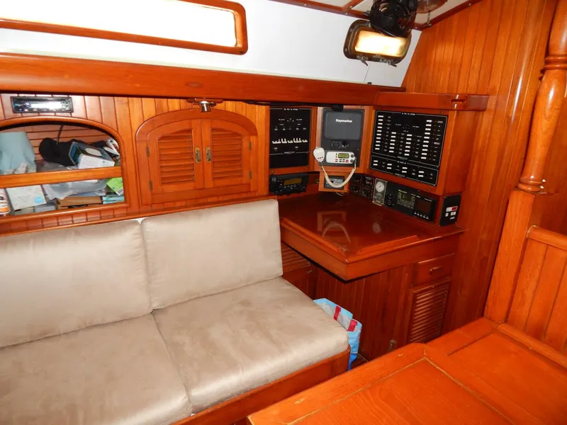 Slide: The Image of Passport 40 1985 - 5253045