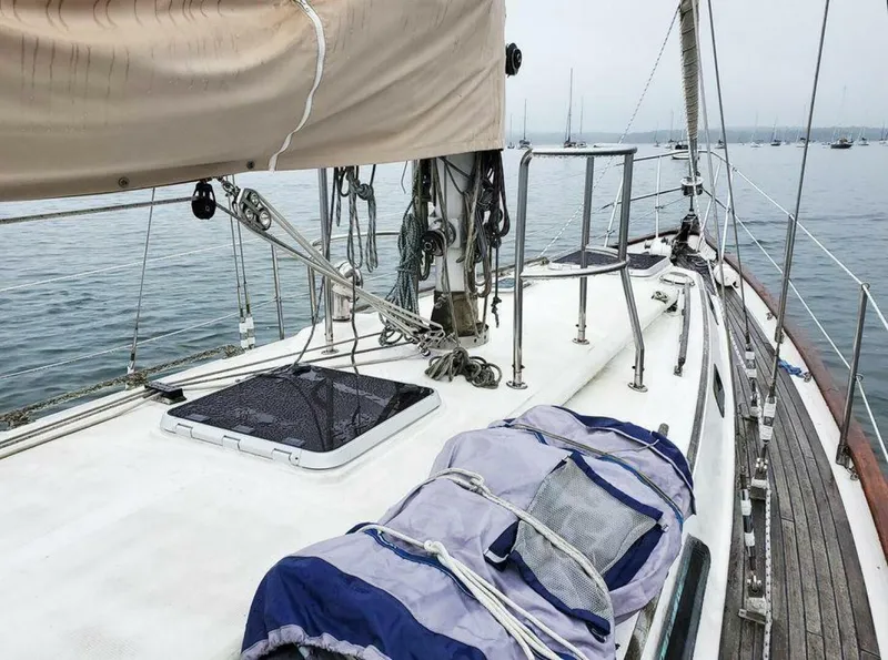 Slide: The Image of Passport 40 1985 - 5191446