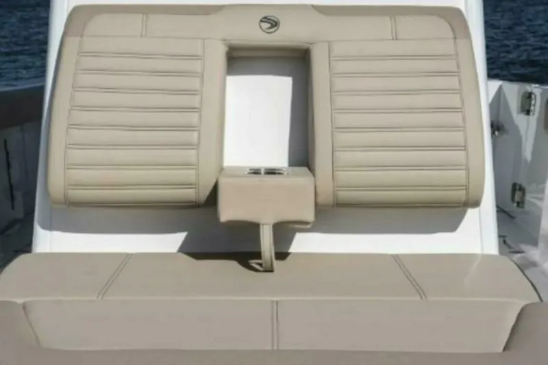 Slide: The Image of Edgewater 340CC 2025 - 5161188