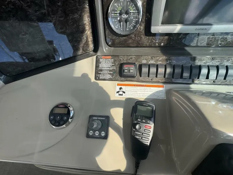 Slide: The Image of Sea Ray 38 Sundancer 2008 - 5161239