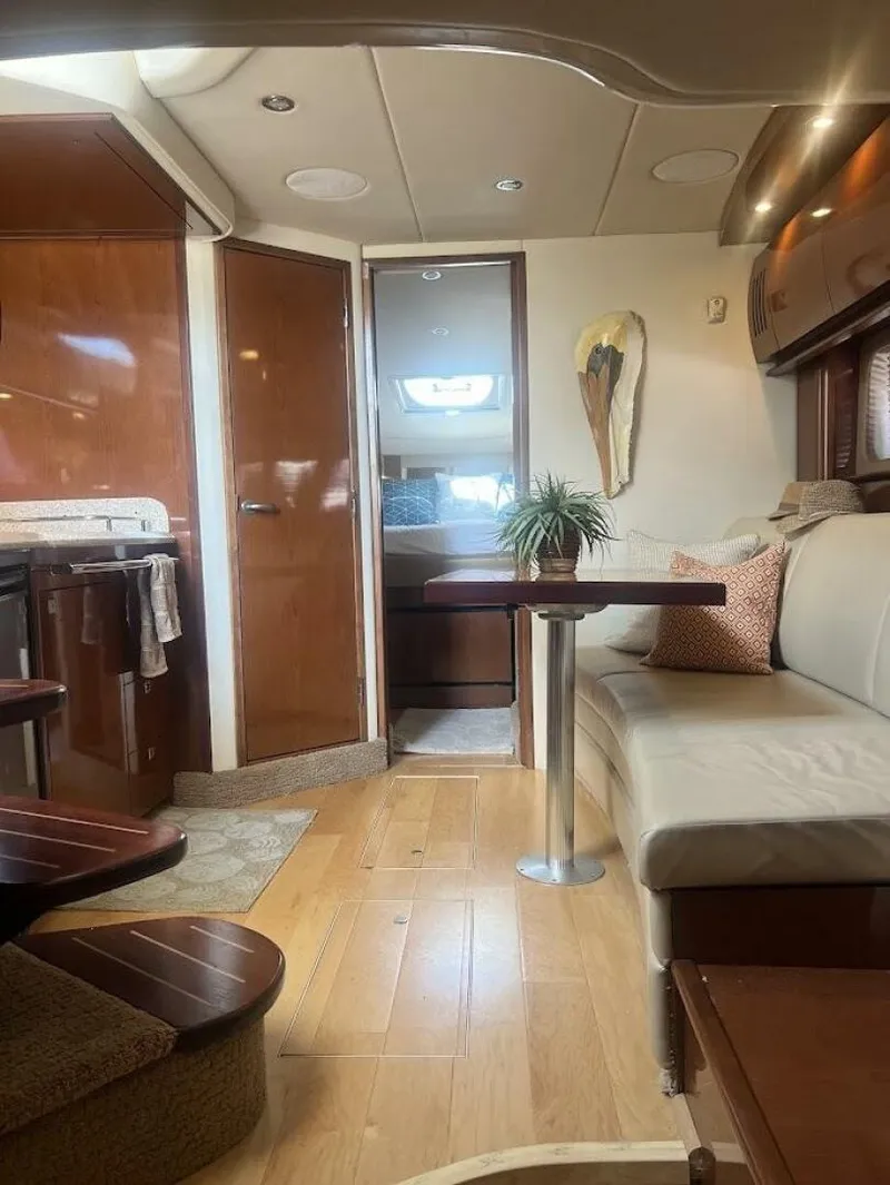 Slide: The Image of Sea Ray 38 Sundancer 2008 - 5161247