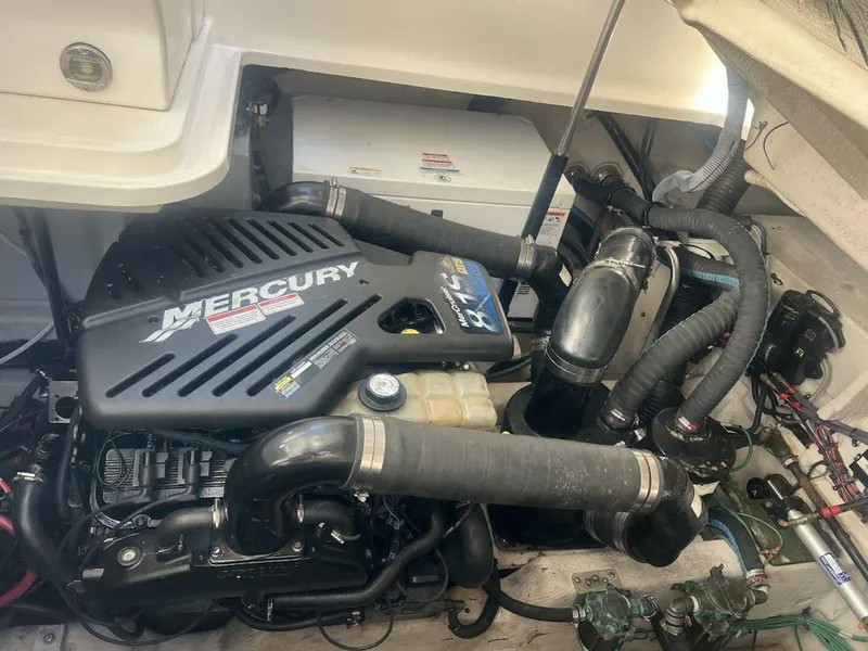 Slide: The Image of Sea Ray 38 Sundancer 2008 - 5161260