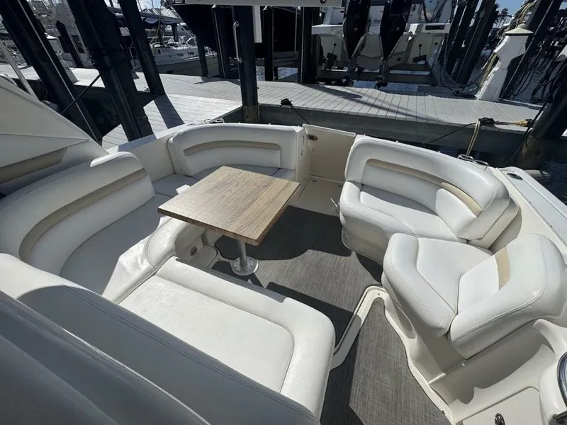 Slide: The Image of Sea Ray 38 Sundancer 2008 - 5161235