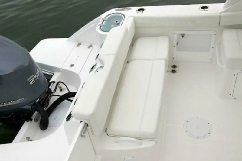 Slide: The Image of Edgewater 230CX 2025 - 5161409