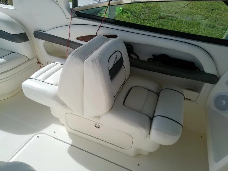 Slide: The Image of Sea Ray 290 Sun Sport 2005 - 5162188