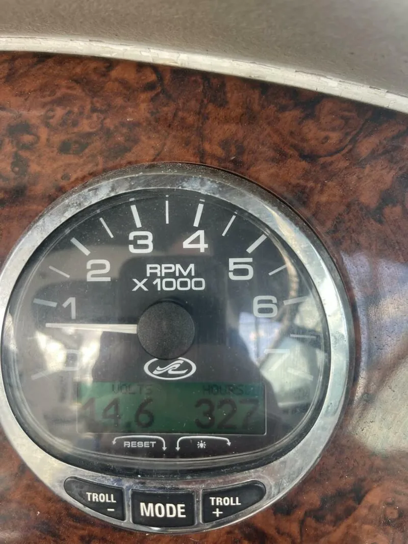 Slide: The Image of Sea Ray 290 Sun Sport 2005 - 5162203